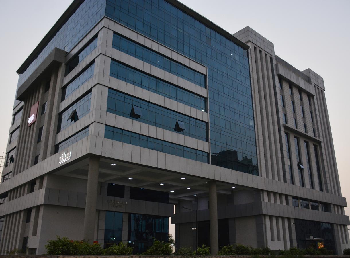 Hide Away Suites Noida Esterno foto